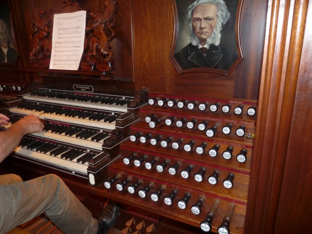 photo3.jpg
